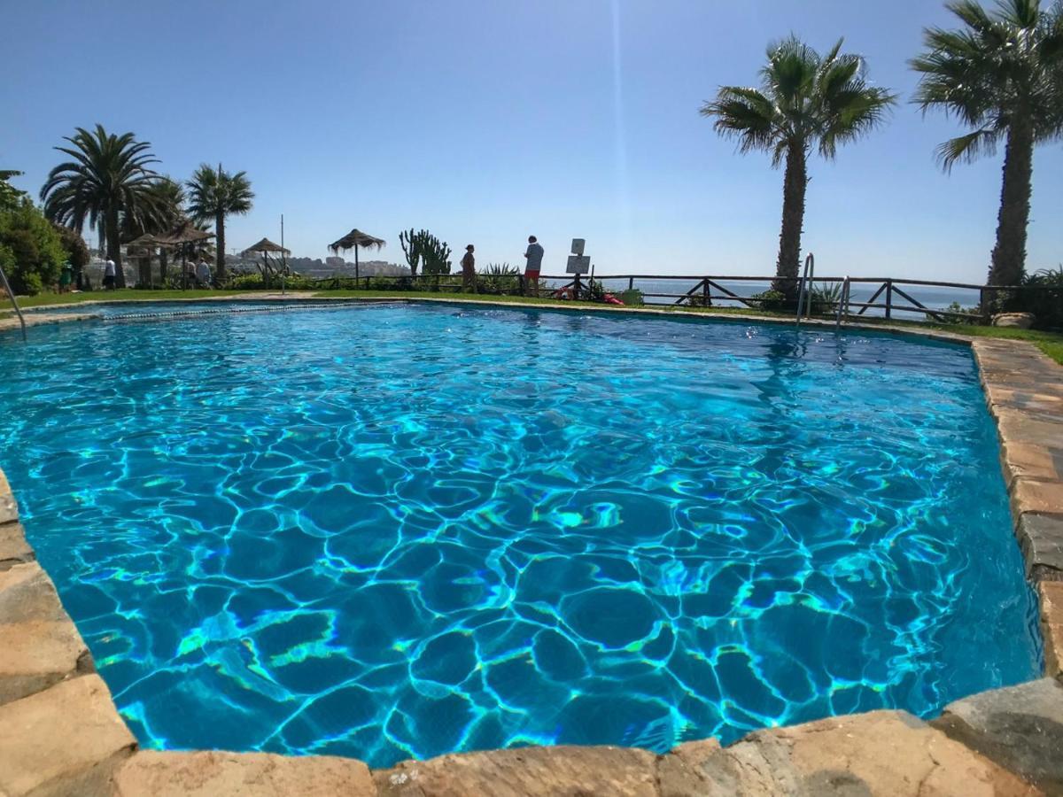 Villa Bahia Azul Estepona Eksteriør billede